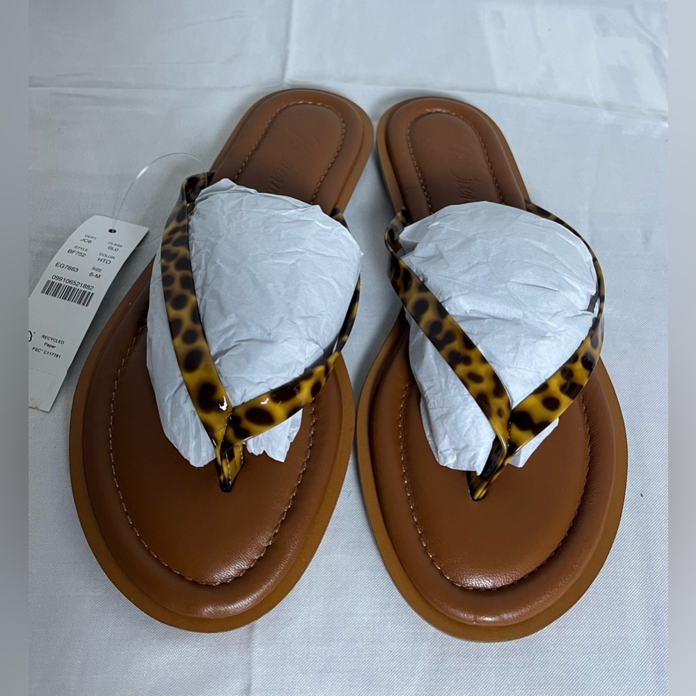 NWT- J Crew Leopard Print Genuine Leather Thong Flip Flop Sandals - Tan - Sz 6 - Picture 2 of 7